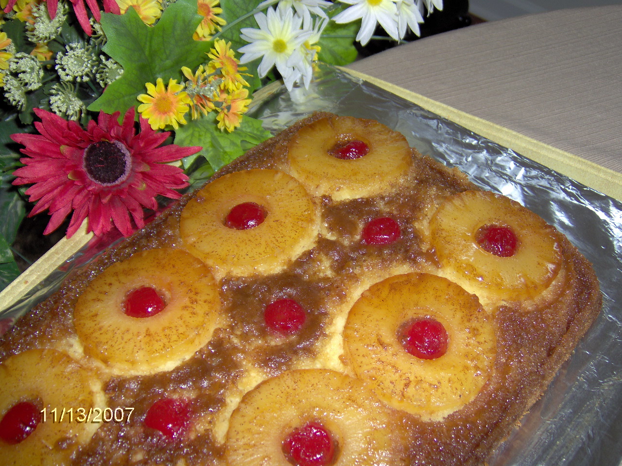 PINEAPPLE UPSIDE DOWN CAKE « Maria’s Food Blog